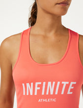 Cargar imagen en el visor de la galería, CAMISETA TRAINING CORAL MUJER